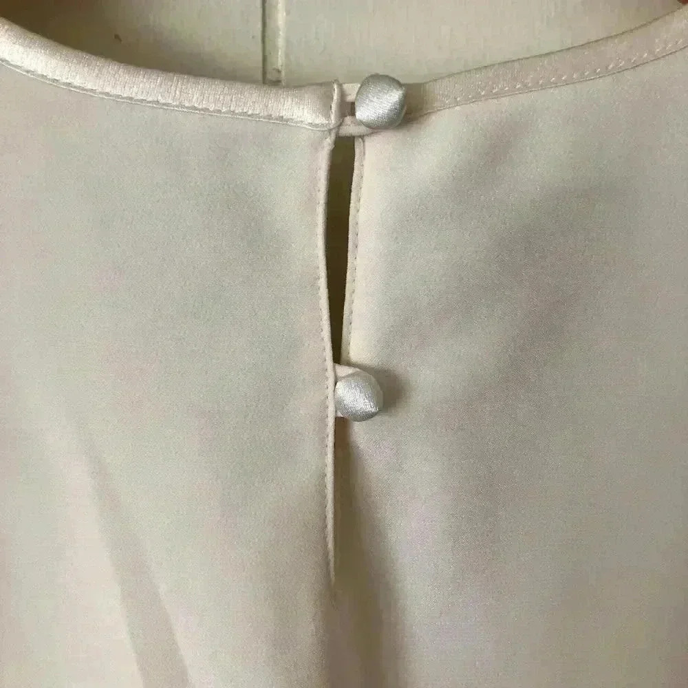 Laura Scott Women's Short Sleeve Cream Blouse Size S - Picture 3 of 4